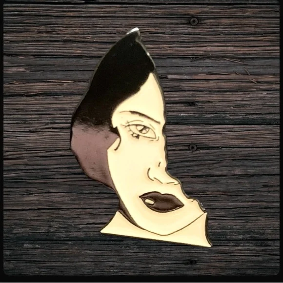 Pin - Picture 1 of 2